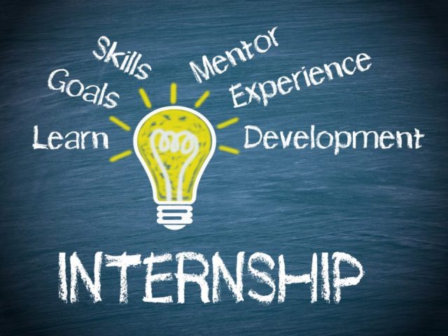 https://avnaudit.vn/wp-content/uploads/2019/11/internship-benefits-pay-expectations-1068x713-640x480.jpg